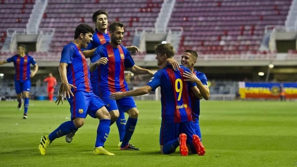 El Barcelona B continúa líder una jornada más. FCBmasia