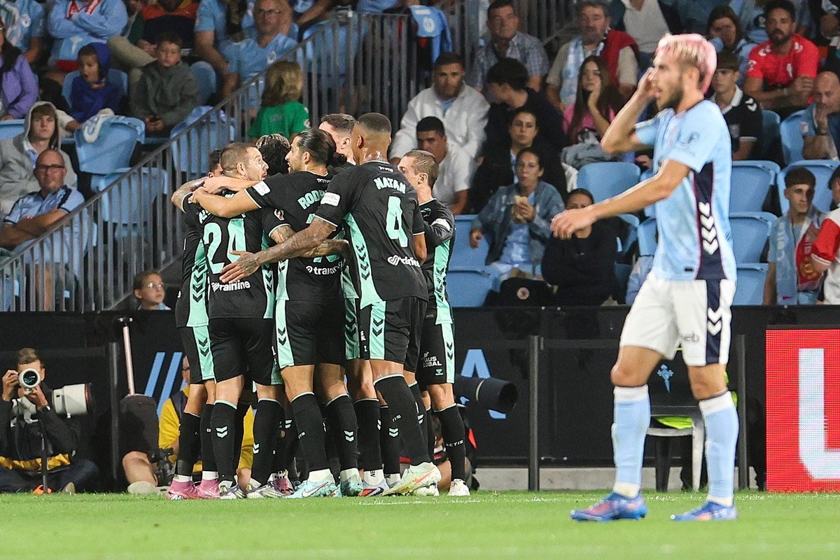 El Betis-Athletic, en directo. EFE