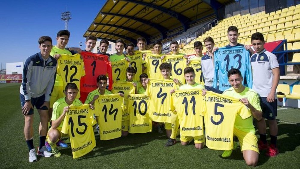 Precioso detalle del filial castellonense. Villarreal