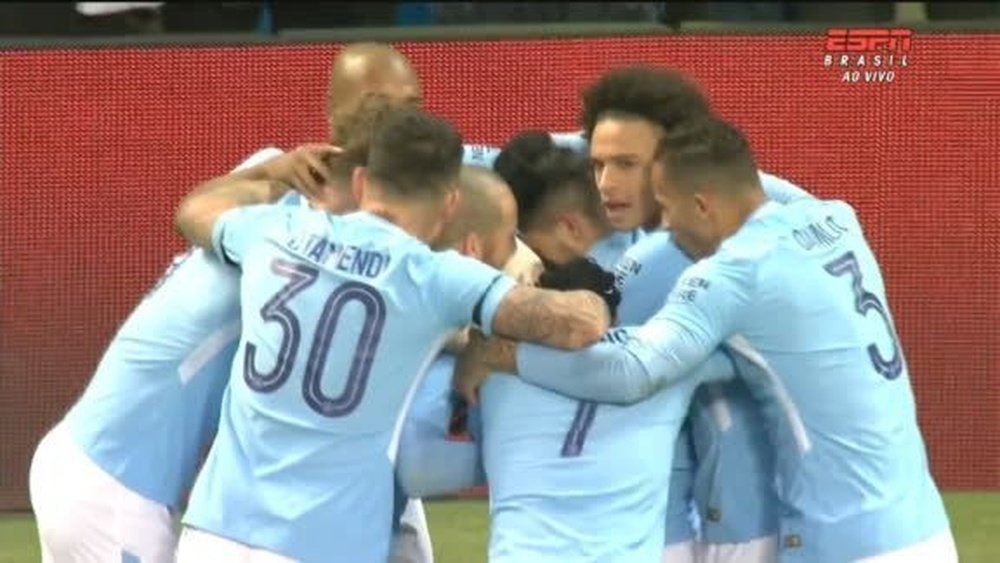 Los jugadores del City celebran el gol de Agüero ante el Burnley en FA Cup. Twitter