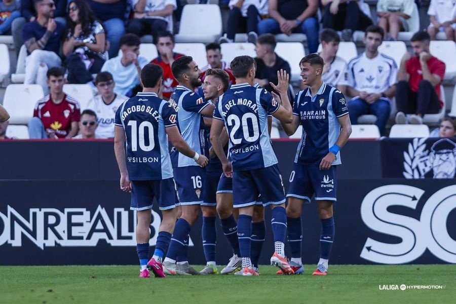 Albacete impulsa la escalada blanquiverde