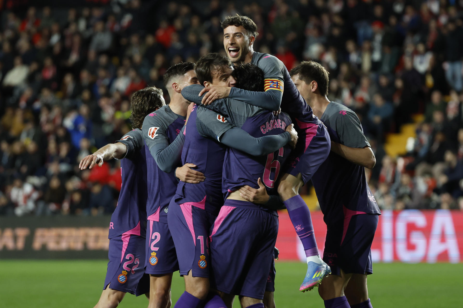 Los jugadores del Espanyol, en Vallecas