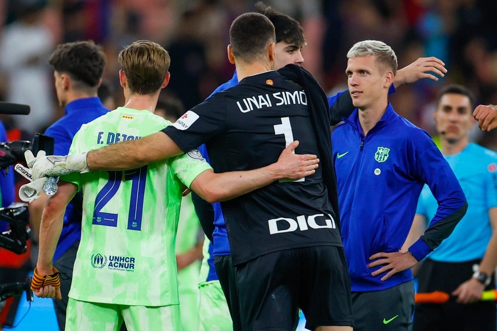 La Liga has officially confirmed the reinstatement of Olmo and Victor to Barca's squad. AFP