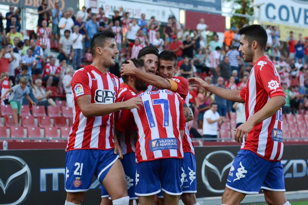 Los jugadores del Girona celebran uno de los goles logrados ante el Elche. GironaFC