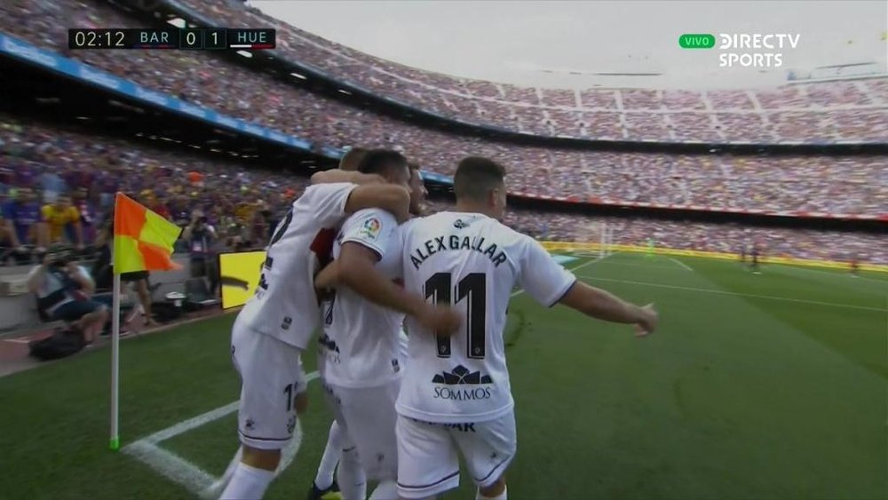 El Huesca se adelantó en el Camp Nou. Twitter/DIRECTVSports