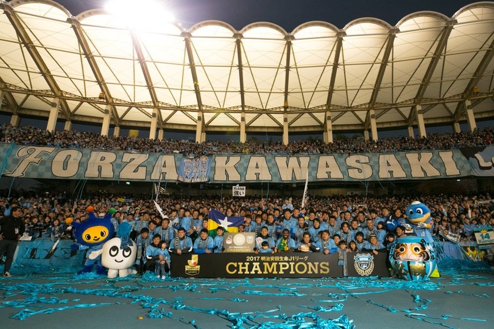 El Kawasaki Frontale, campeón por primera vez en su historia. FrontaleStaff