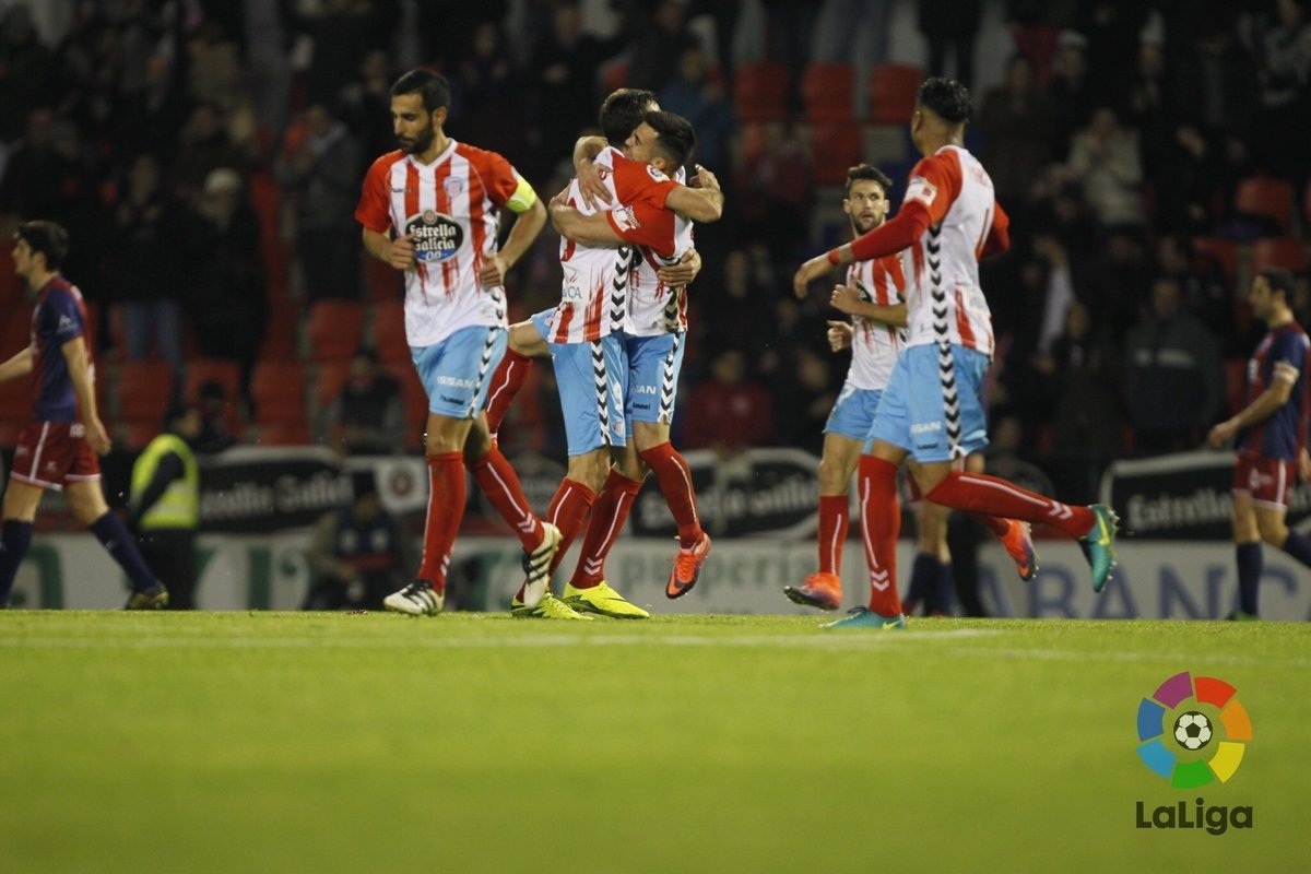 Un tardío gol del recién entrado Yelko permite al Lugo seguir soñando con el ascenso