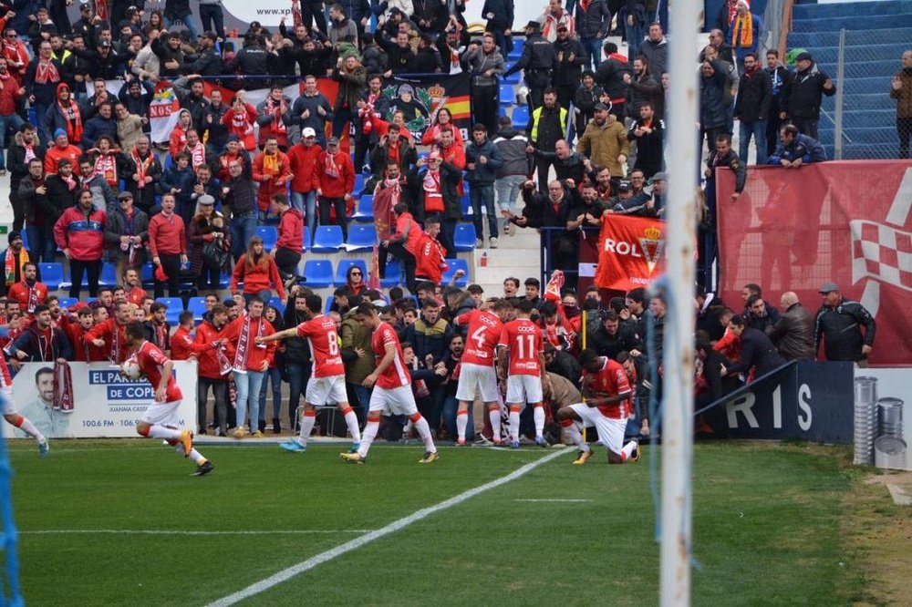 El cuadro murciano se acercó un poco más a la tercera posición. RealMurciaCFSAD