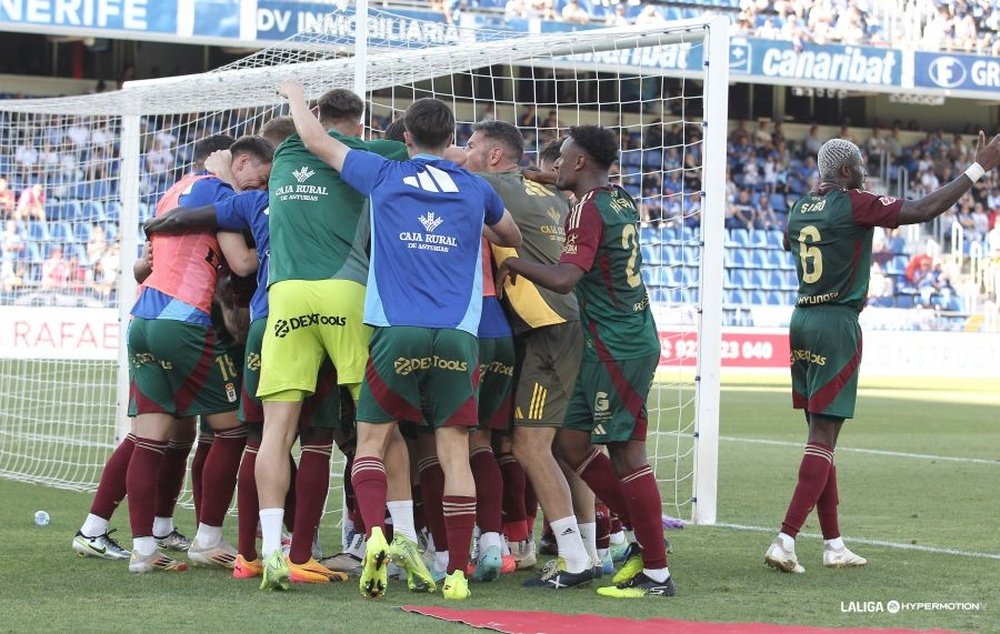 El Oviedo tendrá opciones de ascenso directo en la última jornada. LaLiga