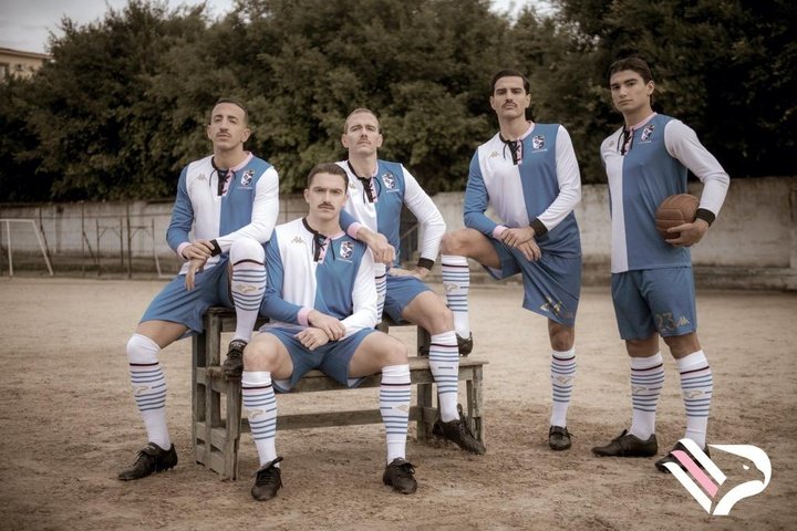 La espectacular equipación retro del Palermo para conmemorar 120 años de fútbol