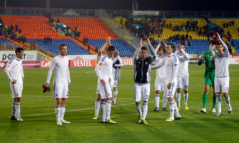 Los jugadores del Partizan de Belgrado celebran su último triunfo en la Europa League ante el Rubin Kazan. Partizan