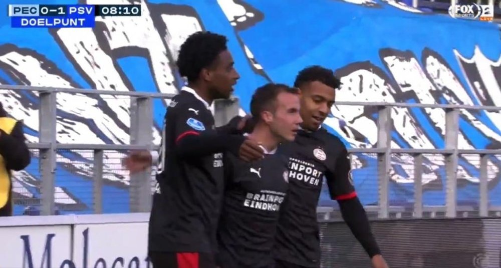 Mario Götze n'a pas perdu de temps en Eredivisie. Capture/FOXSports