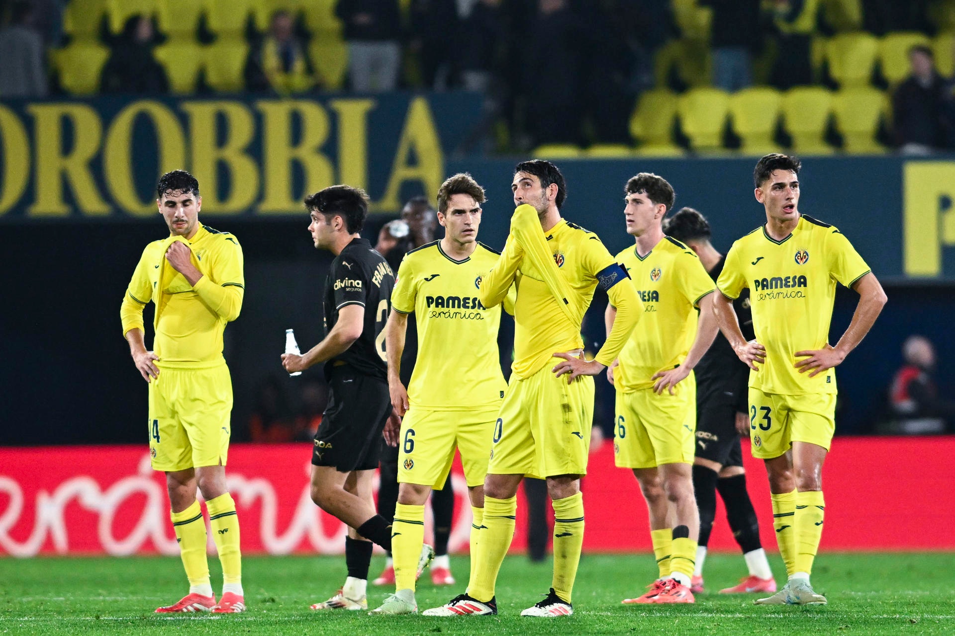 El Villarreal se presentará como acusación particular por las agresiones a 3 seguidores. EFE