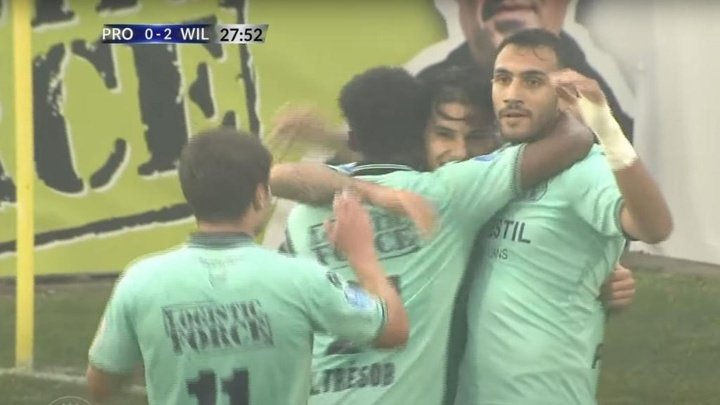 Willem II y Lech Poznan golean; el Torshavn gana el duelo de modestos