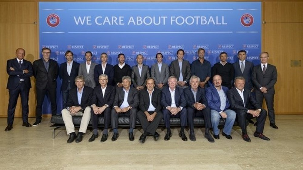 Los participantes en el fórum de entrenadores elite de este año. UEFA