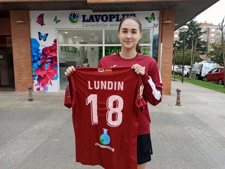 La sueca Lova Lundin refuerza el ataque del Logroño