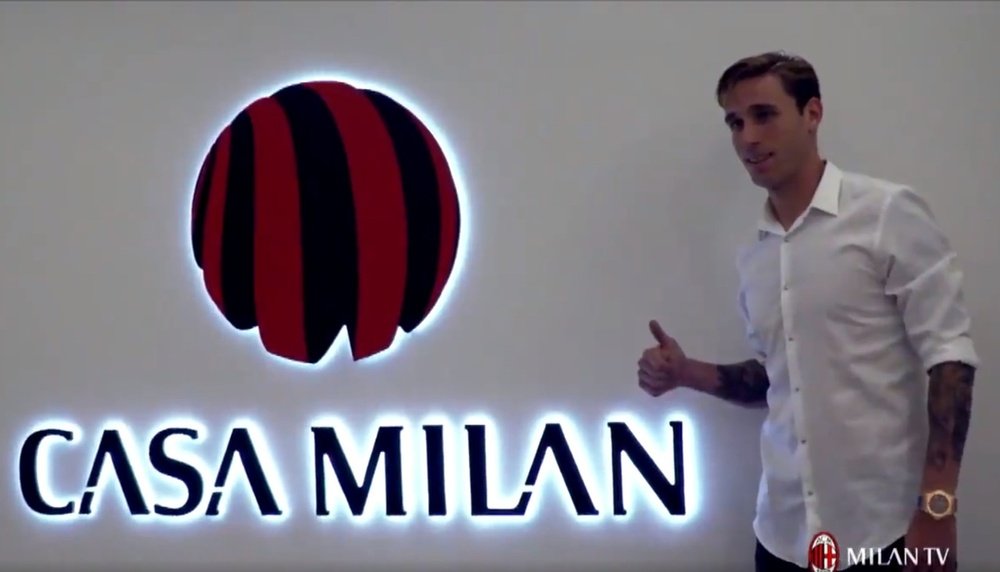 Biglia nas instalações do Milan. ACMilan