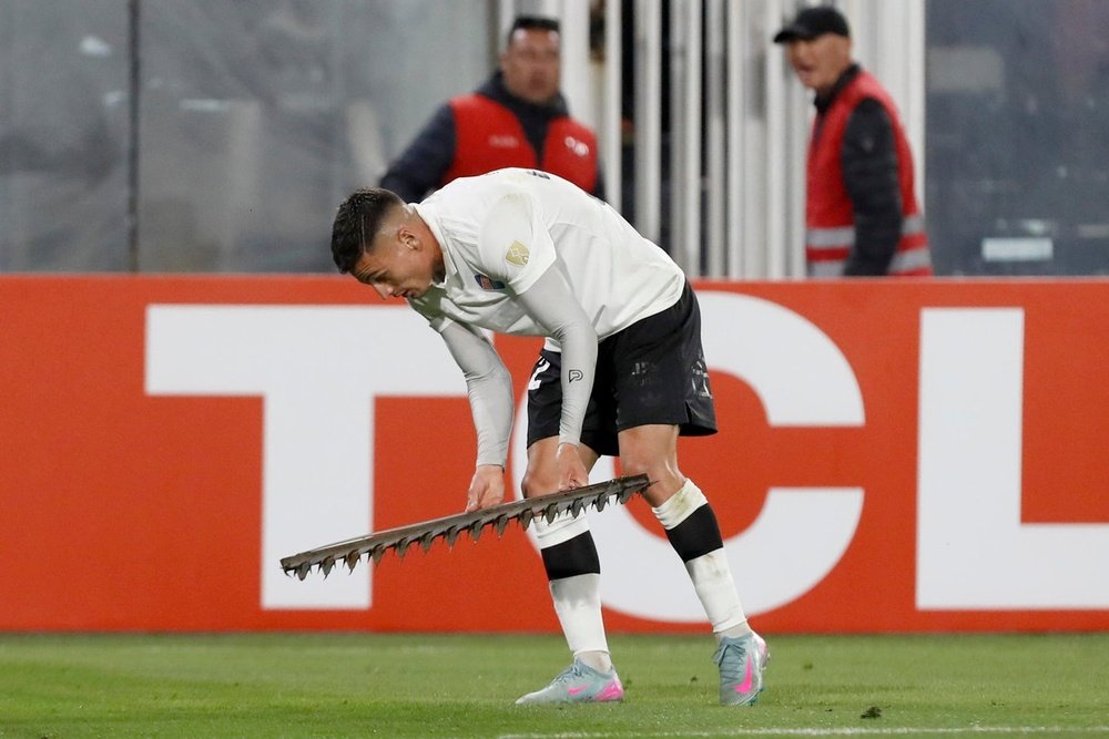 Colo-Colo tasa en 4 millones las pérdidas por la sanción. EFE/Osvaldo Villarroel