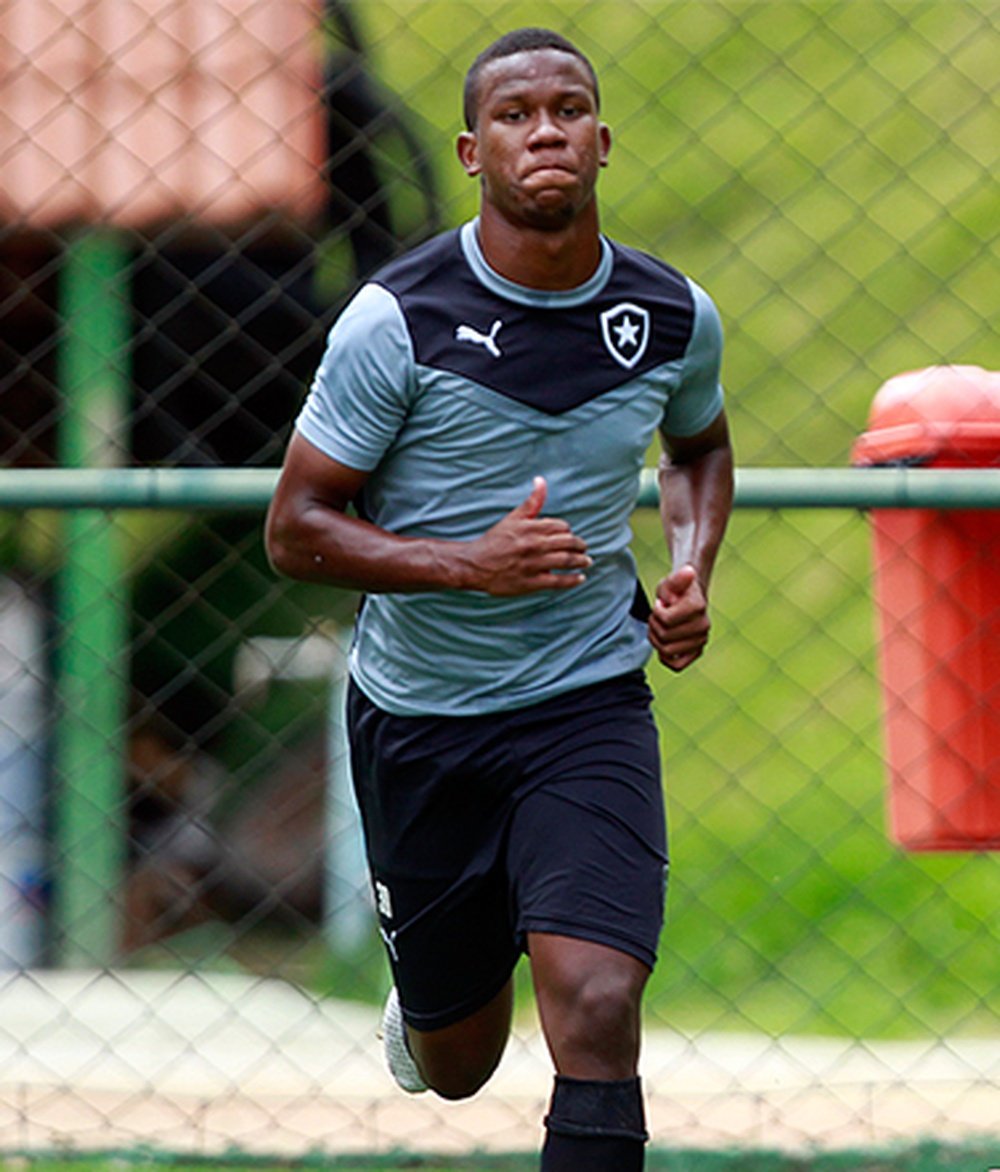 El joven atacante tenía contrato con el Botafogo hasta 2018. Botafogo