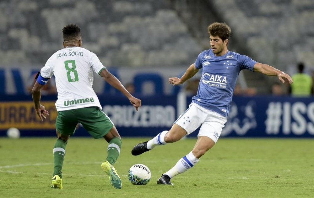 Lucas Silva deixou o futebol quando lhe diagnosticaram uma arritmia. Cruzeiro