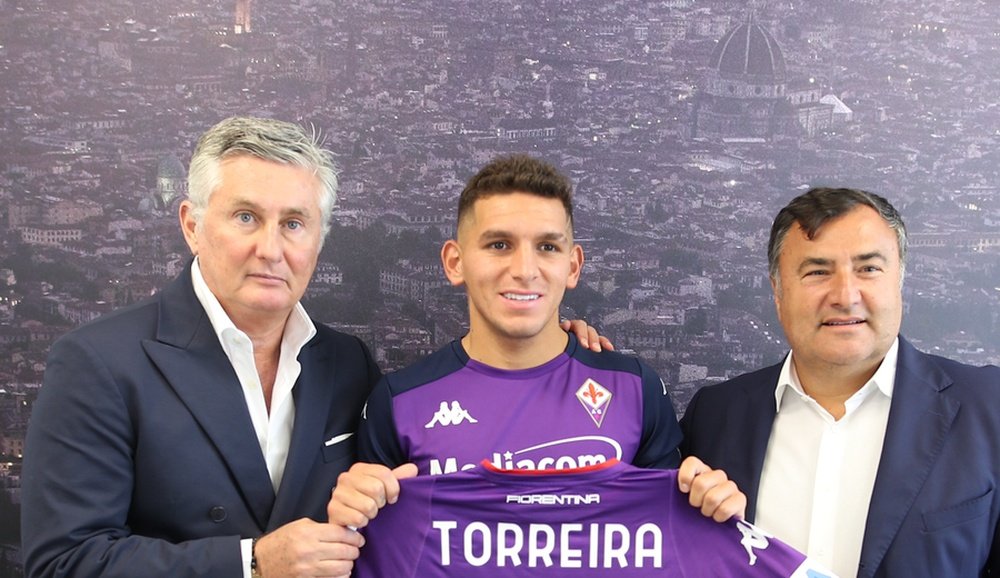 Torreira has arrived on loan with an option to buy. acffiorentina