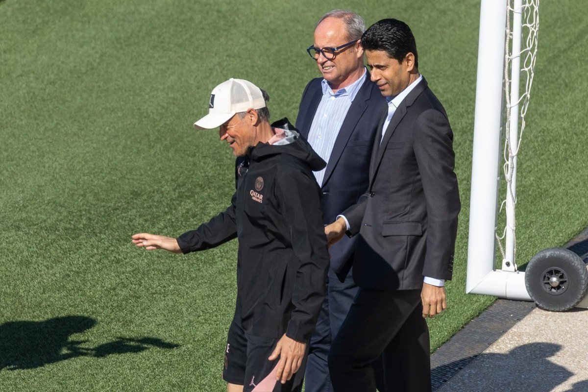 Nasser Al-Khelaïfi salue le travail 