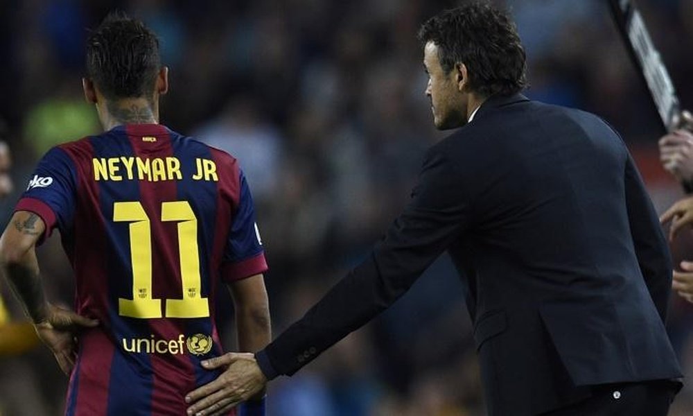 Luis Enrique y Neymar, en un partido de la pasada temporada. Twitter