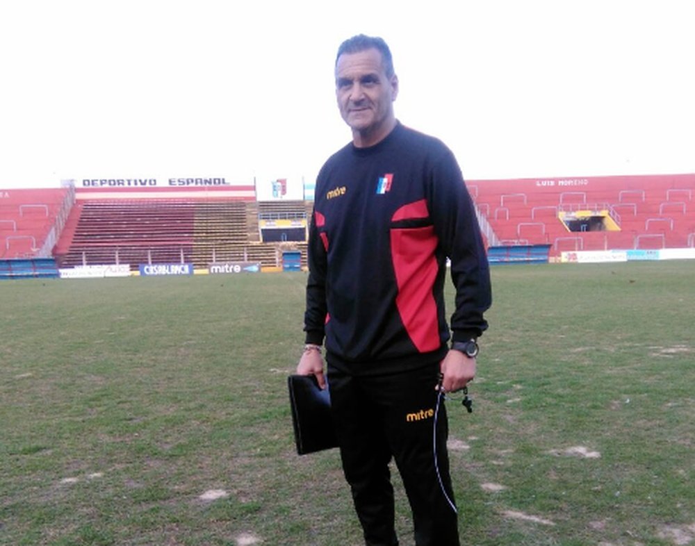 El entrenador fue portero en el Logroñés y el Atlético. Luis Islas