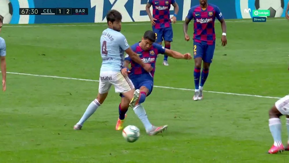 Suárez recoloca o Barça em vantagem com um gol característico. Captura/Movistar+