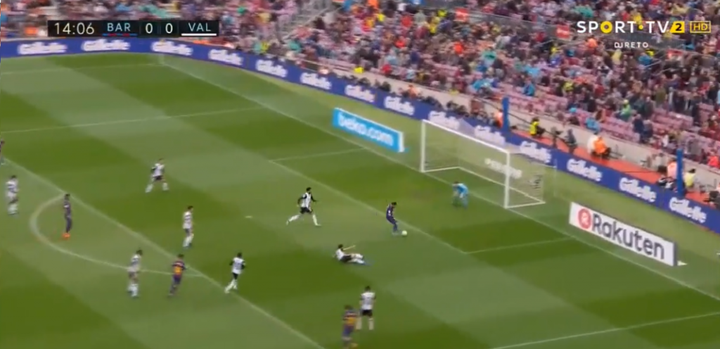 Suarez converted Coutinho's pass to open the scoring