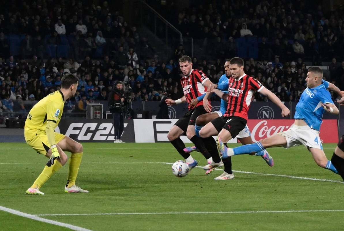 Ultim'ora del calcio italiano in data 11 aprile 2025. EFE