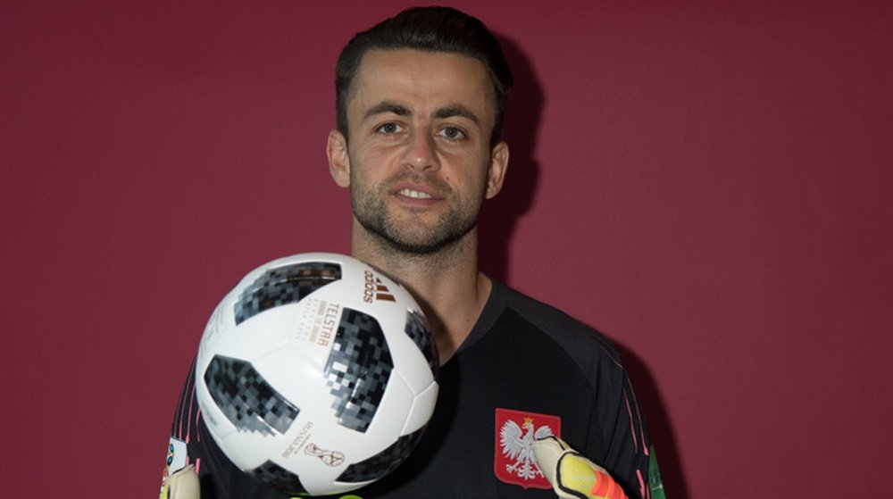 Fabianski is the latest player to sign for West Ham. Twitter/WHU