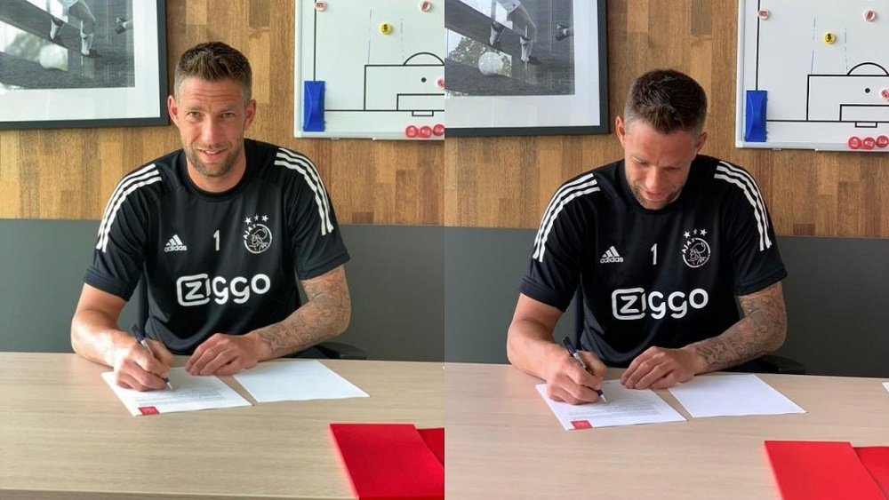Stekelenburg vuelve al Ajax. Twitter/AFCAjax