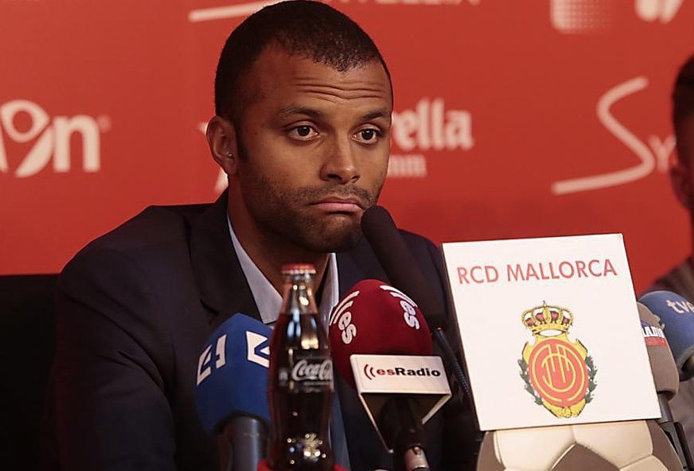 Maheta Molango se hace cargo del sindicato de jugadores de la Premier. EFE
