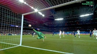Mahrez abrió la lata en el Bernabéu. Captura/MovistarLigadeCampeones