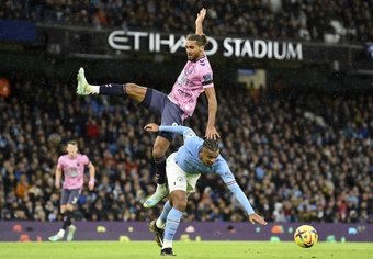 Manchester City were held to a draw by Everton. EFE