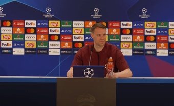 Neuer spoke at a press conference. Screenshot/FCBayern