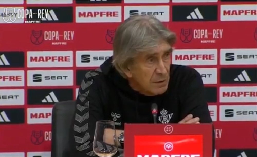 Pellegrini appeared at the press conference after the defeat against Barca. Screenshot/RFEF