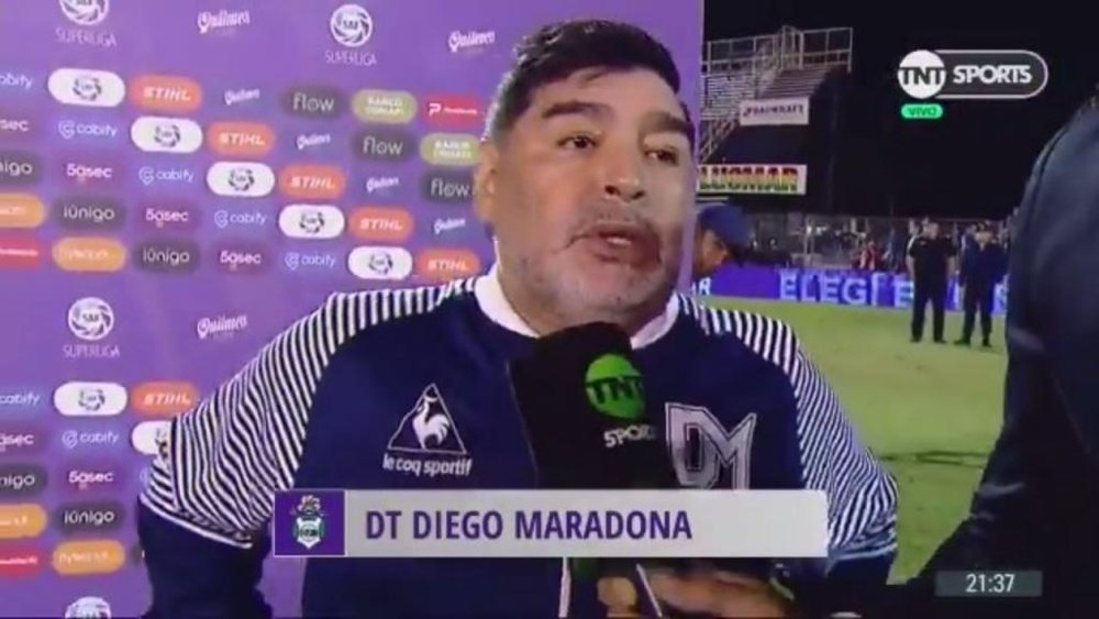 Maradona confirmó que cumplirá su contrato. Captura/TNT Sports