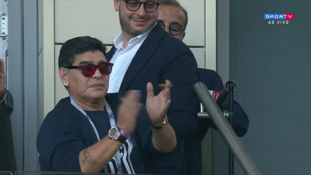 Maradona accused of making racist gesture toward South Korea fans