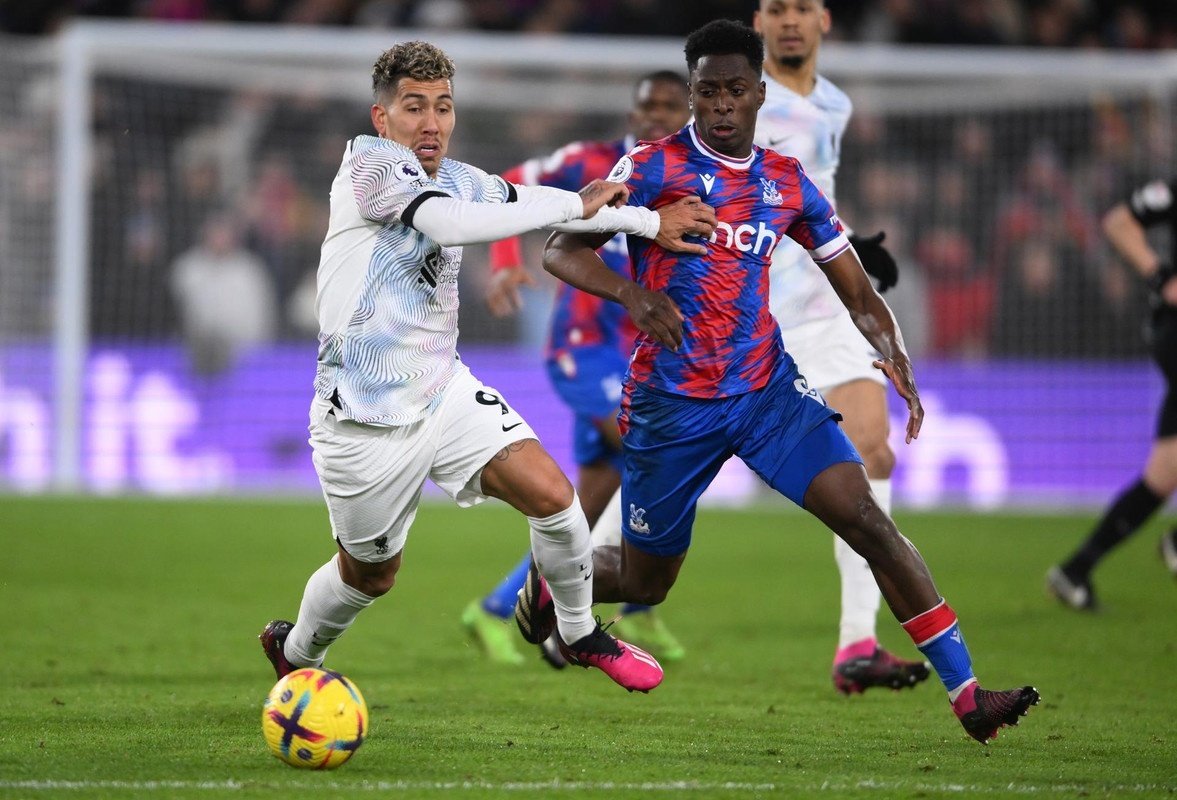 Liverpool chasing promising Palace defender
