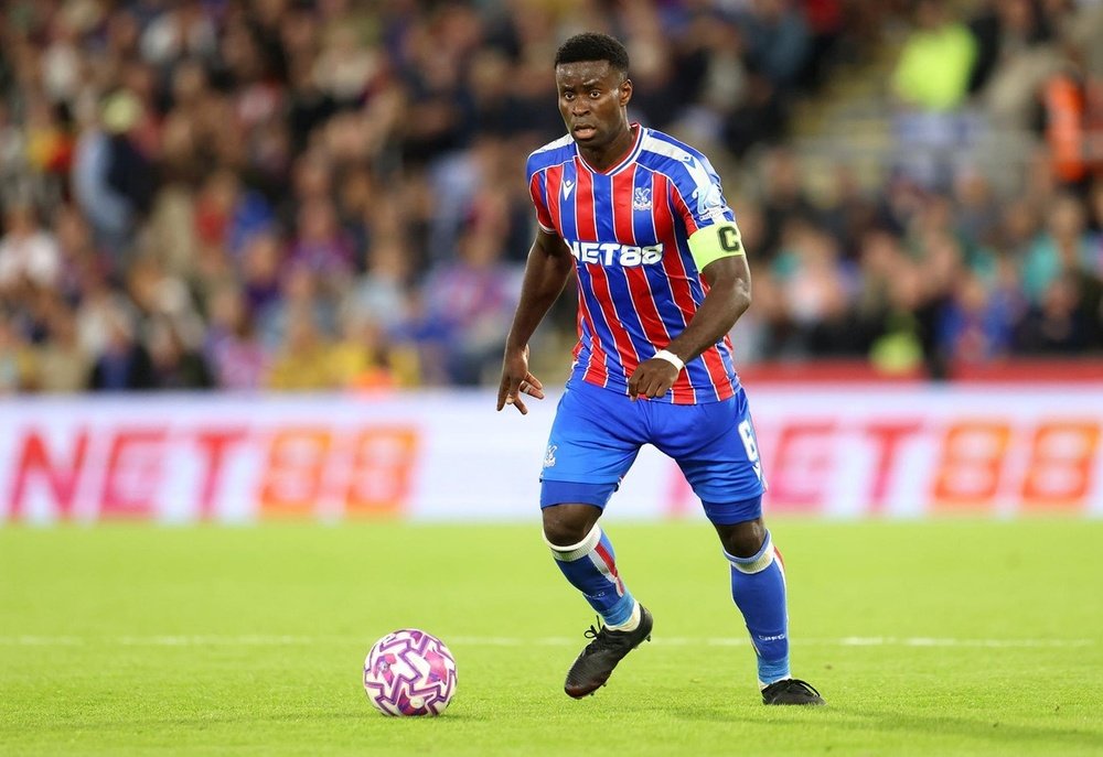 Guehi emerges as Barca’s defensive option. EFE