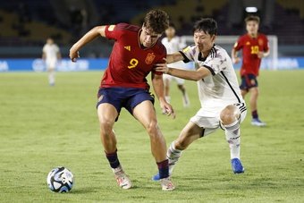 Après le Brésil dans la matinée, c'est l'Espagne qui s'est qualifiée pour les quarts de finale de la Coupe du monde U17 en éliminant difficilement le Japon (2-1) grâce à un but signé Marc Guiu, le talent du FC Barcelone.