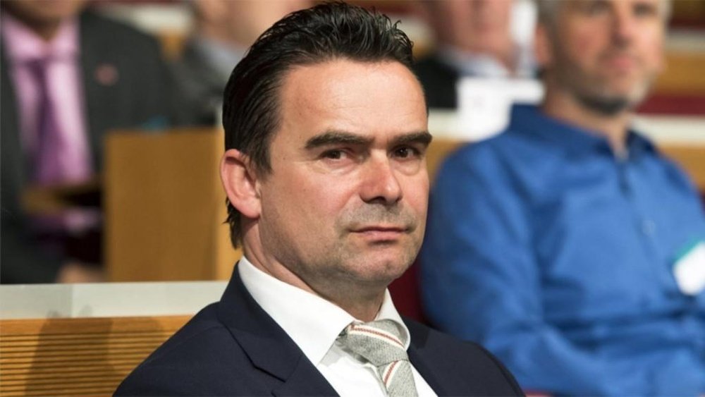Le directeur sportif de l'Ajax pourrait remplacer Sven Mislintat. EFE