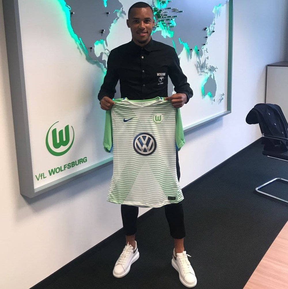 Tisserand, o novo jogador do Wolfsburgo. VfLWolfsburg