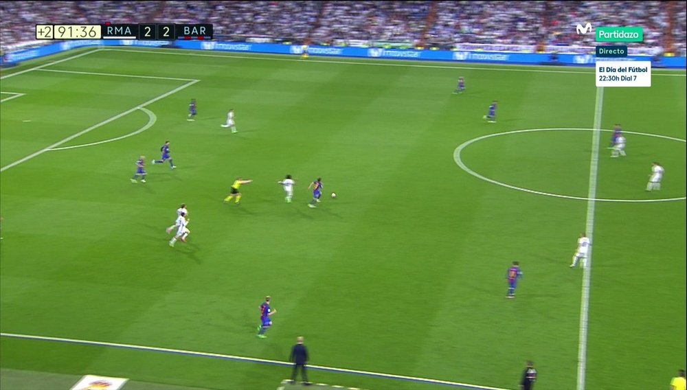 Marcelo, en la jugada del gol de Messi. Twitter