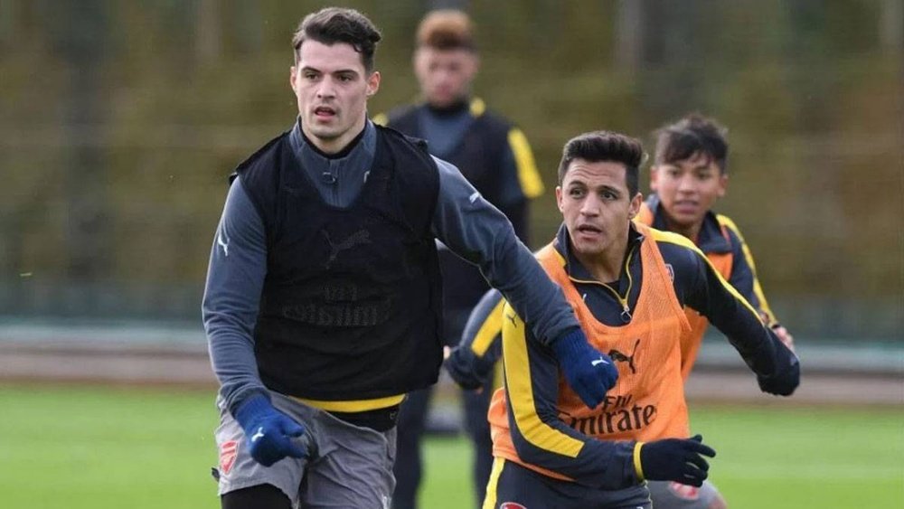 Marcelo Allende, a prueba en el Arsenal de su compatriota Alexis Sánchez. ArsenalFC