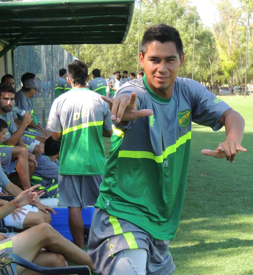 Marcelo Cardozo llega cedido procedente del Juventud Unida de San Luis. DefensaPasión