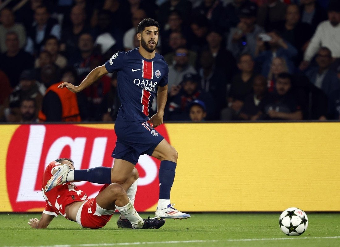 Asensio, 18 minutos y directo a la rampa de salida