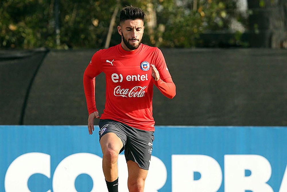 Marco Medel durante un entrenamiento con la selección de Chile.